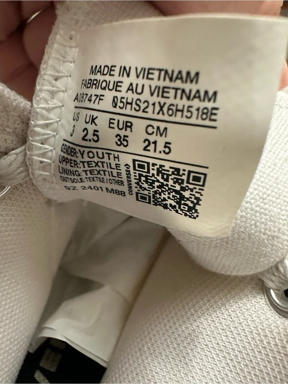 Converse White High-Top Canvas Sneakers for kids size 3Y